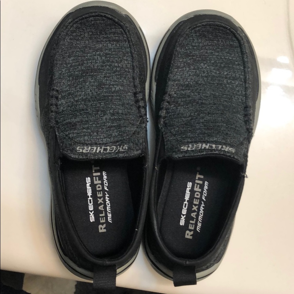 Skechers boys tennis shoes